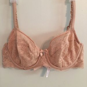 Victoria’s Secret Body by Victoria Bra